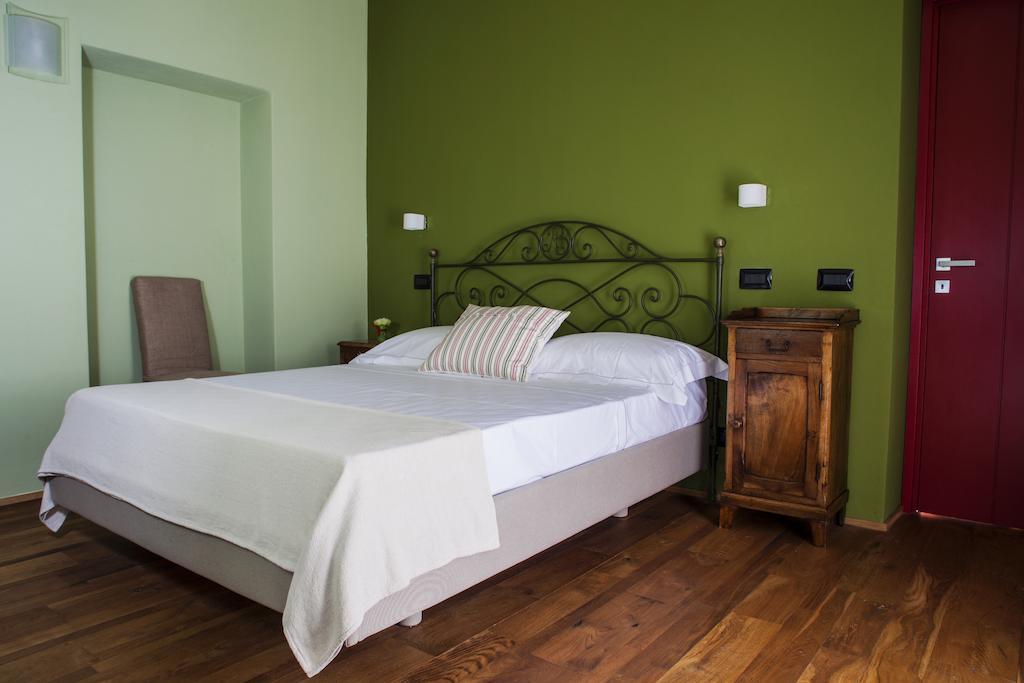 Hostal A Mira 'D Novel Novello Habitación foto